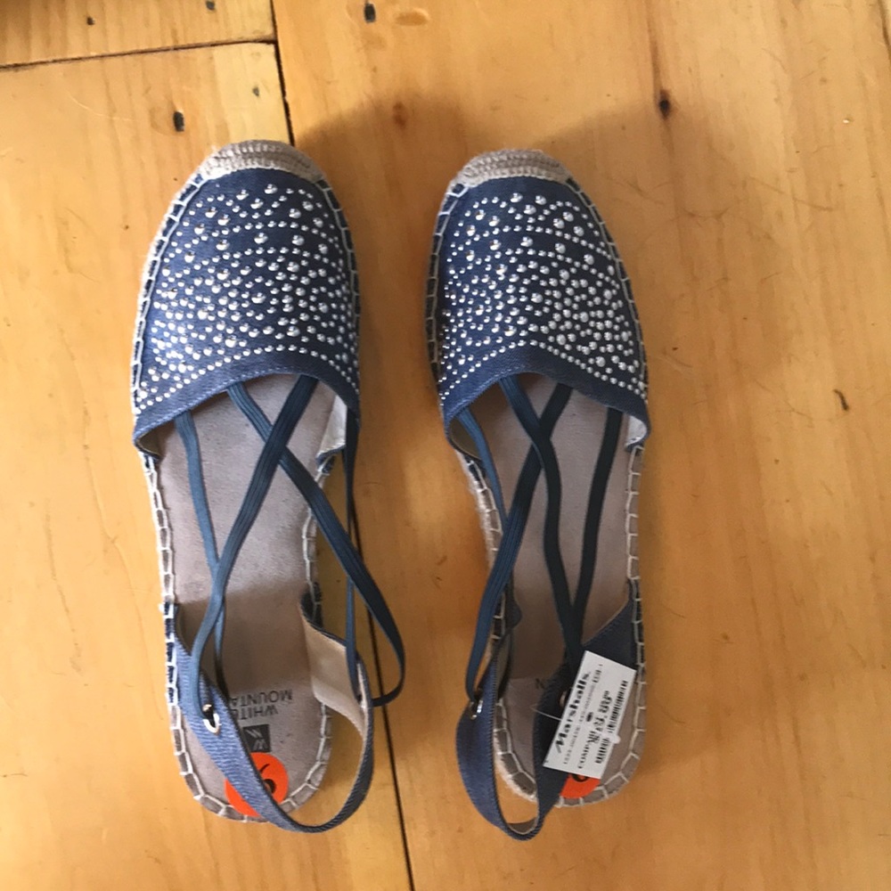 White mountain sandals new with tags size 9 1/2